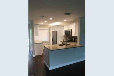 2526 Se 16th Place 210 Cape C Fl 33904 2526 Se 16th Place 210 Cape C Fl 33904