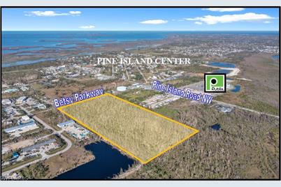 10300 Betsy Parkway, Saint James City, FL 33956 - Photo 1
