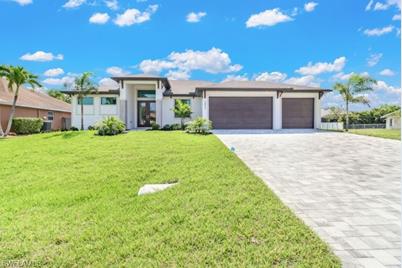 314 SE 14th Street, Cape Coral, FL 33990 - Photo 1