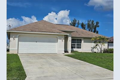 128 SW 34th Place, Cape Coral, FL 33991 - Photo 1