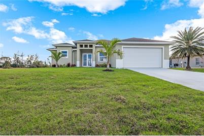 2128 NE 40th Street, Cape Coral, FL 33909 - Photo 1