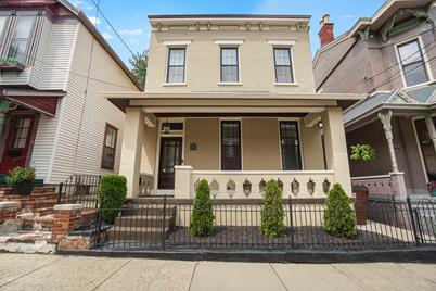 132 W 10th Street - Photo 1
