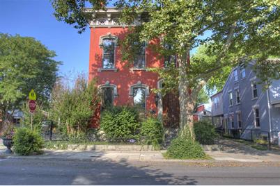 1017 Russell Street - Photo 1