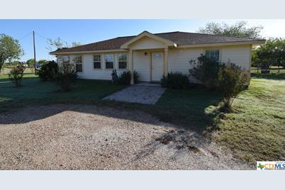 157 4th St Port Lavaca Tx 77979 Mls 393546 Coldwell Banker