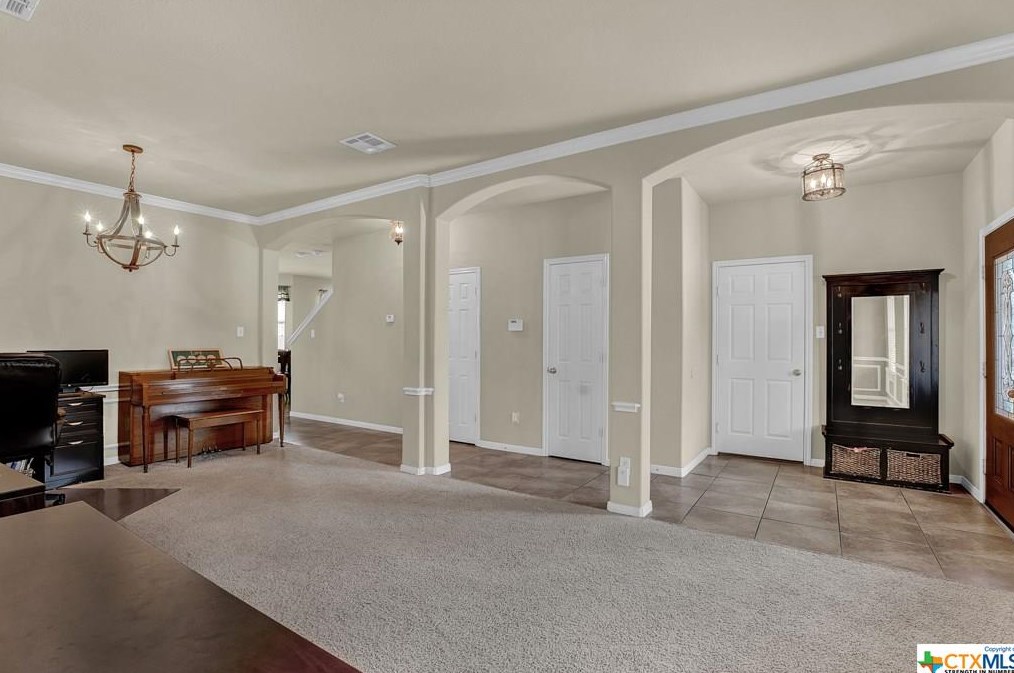 509 Chapel Bnd, New Braunfels TX 78130-3190 exterior