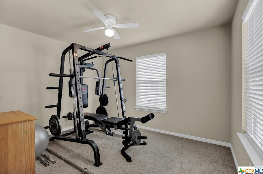 509 Chapel Bnd, New Braunfels TX 78130-3190 exterior