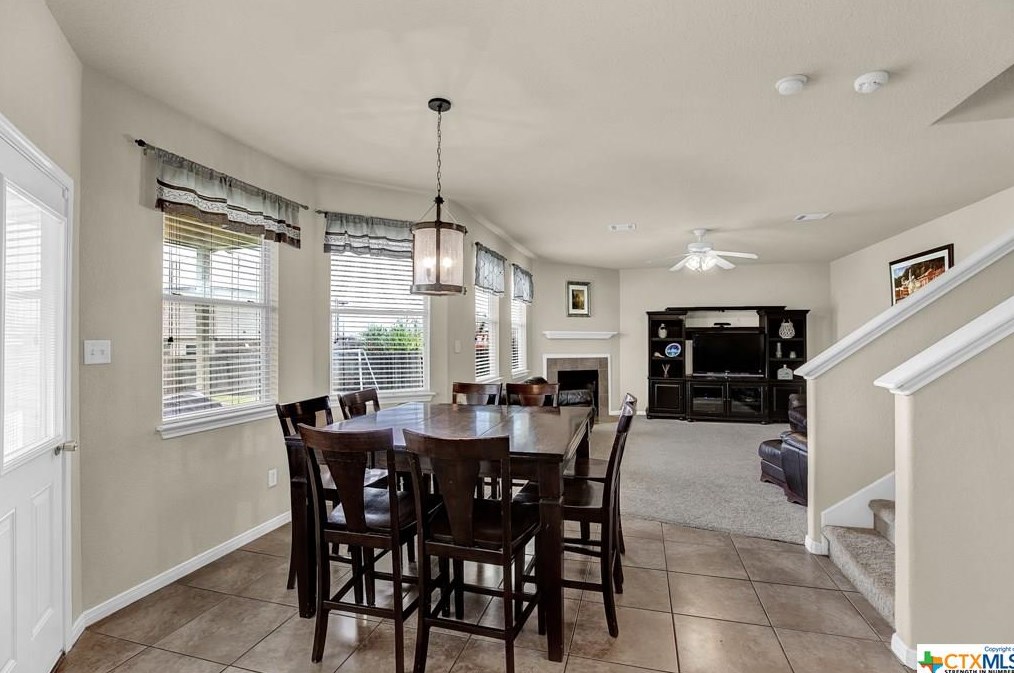 509 Chapel Bnd, New Braunfels TX 78130-3190 exterior