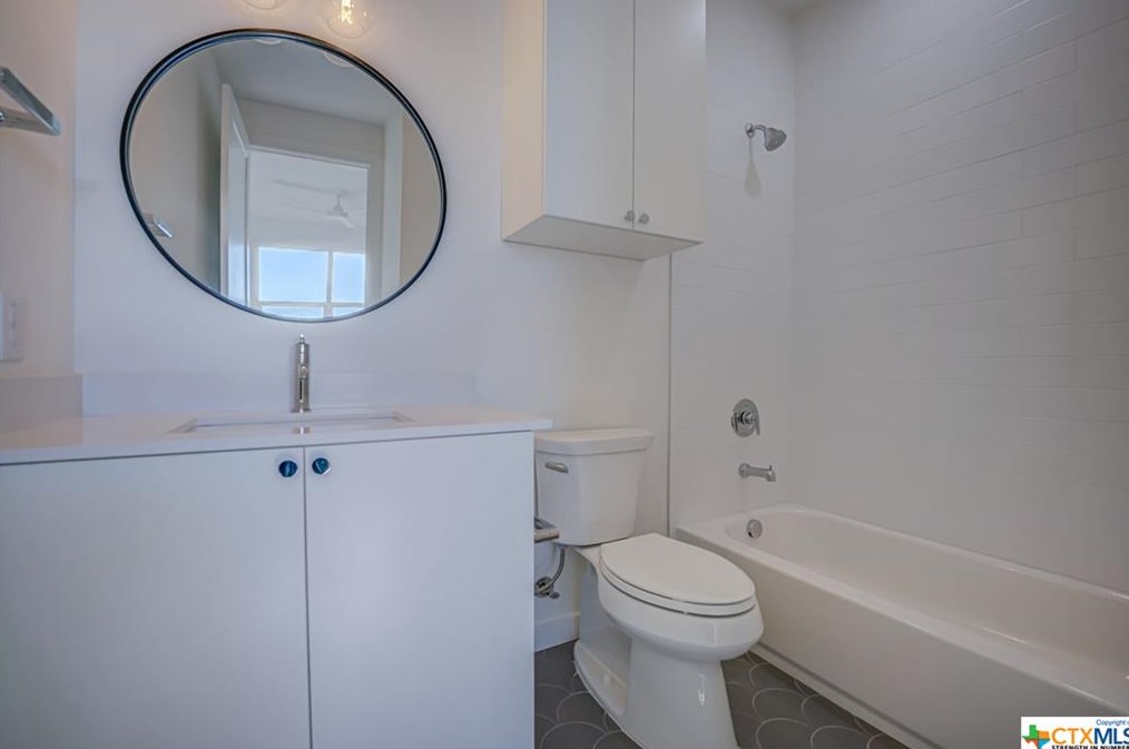 657 Stadtbach St, New Braunfels TX 78130-5461 exterior