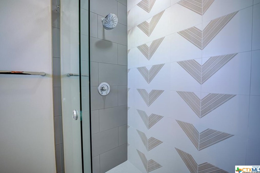 657 Stadtbach St, New Braunfels TX 78130-5461 exterior