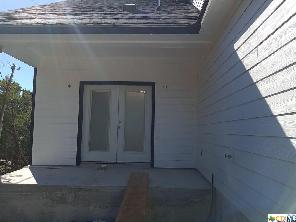 2563 Robin Hood Dr, New Braunfels TX 78133-3645 exterior