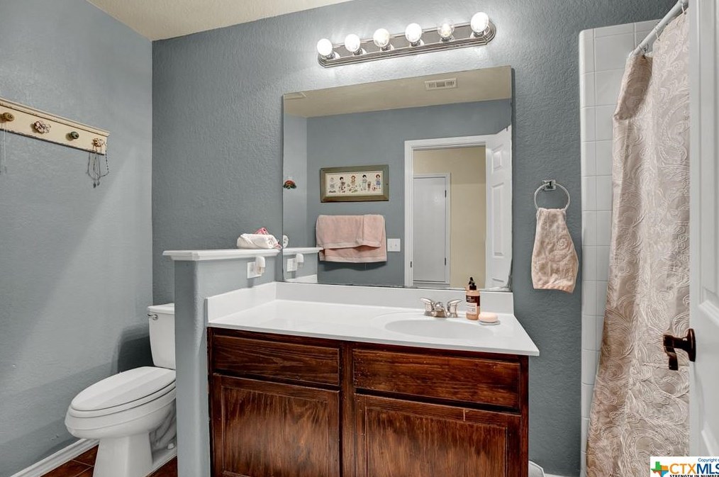 777 San Mateo, New Braunfels TX 78132-2874 exterior