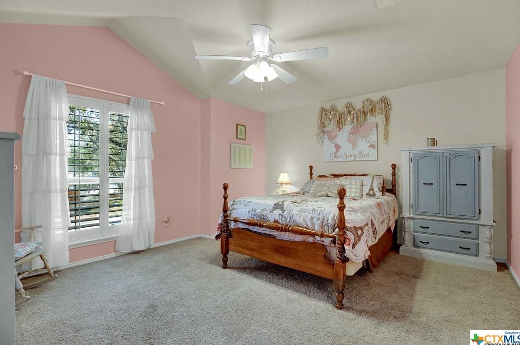 777 San Mateo, New Braunfels TX 78132-2874 exterior