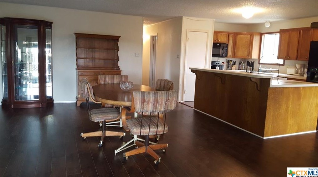 631 Scenic Dr, New Braunfels TX 78133-3675 exterior