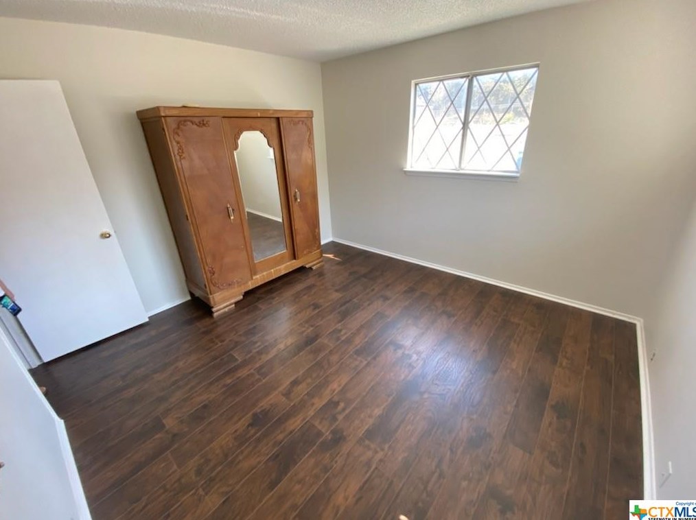 631 Scenic Dr, New Braunfels TX 78133-3675 exterior