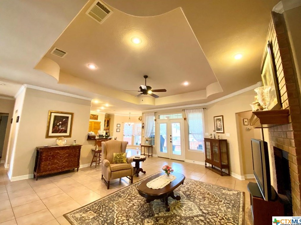 404 Prospector Trl, Killeen TX 76548-2422 exterior