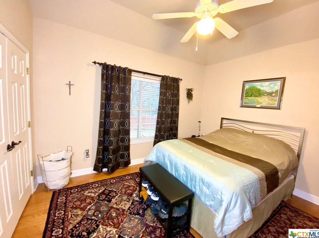 404 Prospector Trl, Killeen TX 76548-2422 exterior