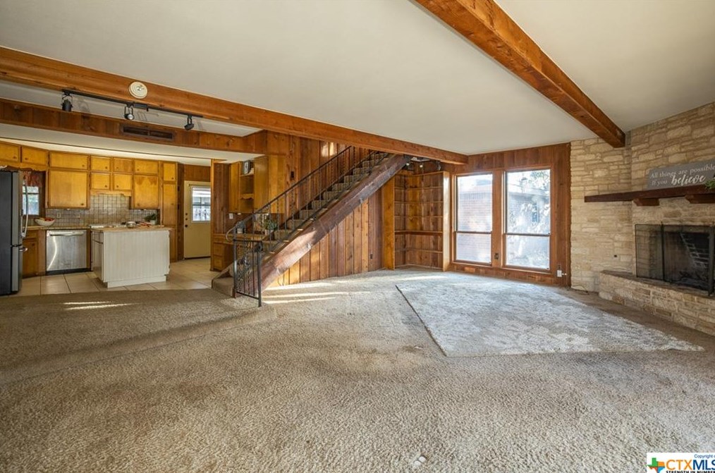 1065 Booneville Ave, New Braunfels TX 78130-4912 exterior