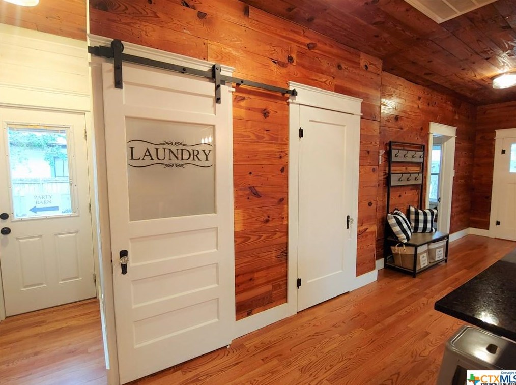 519 Magazine Ave, New Braunfels TX 78130-5754 exterior