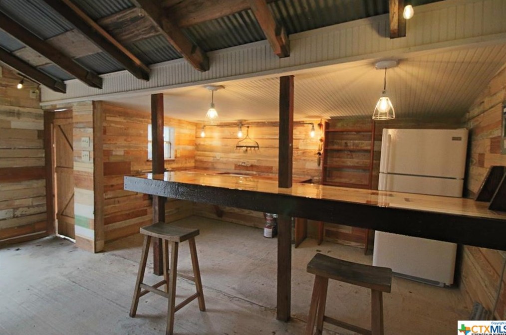 519 Magazine Ave, New Braunfels TX 78130-5754 exterior