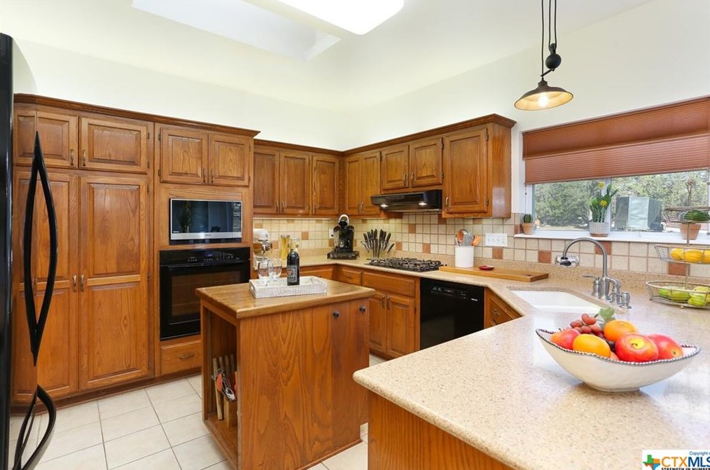 891 Bendel Ranch Rd, New Braunfels TX 78133-5914 exterior