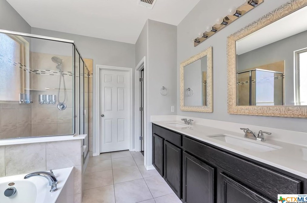 3700 Castleton Dr, Killeen TX  76542-6400 exterior