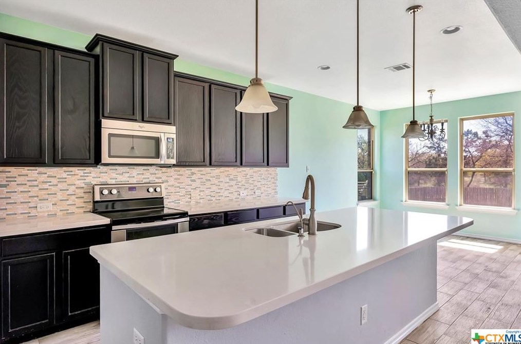 3700 Castleton Dr, Killeen TX  76542-6400 exterior