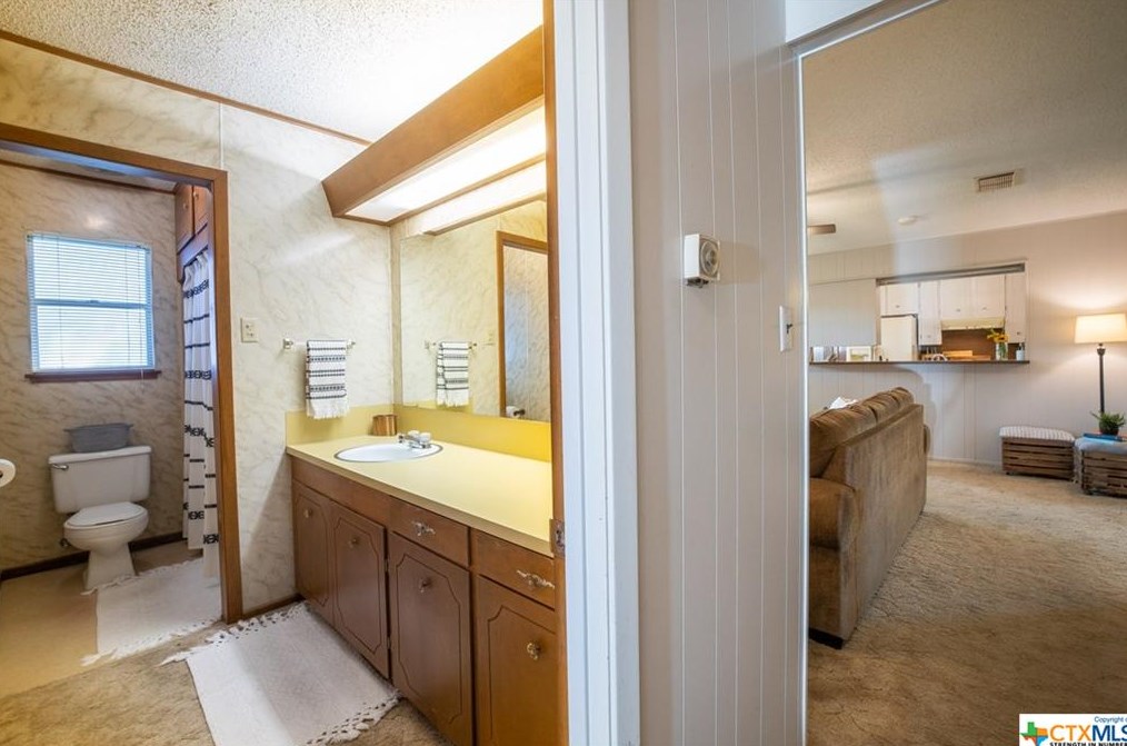 561 Beverly Ln, New Braunfels TX 78130-6147 exterior