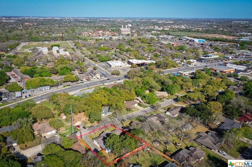 561 Beverly Ln, New Braunfels TX 78130-6147 exterior