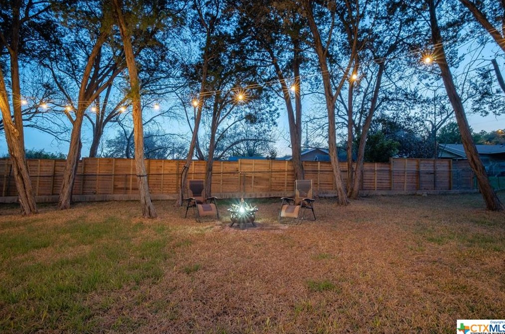 561 Beverly Ln, New Braunfels TX 78130-6147 exterior