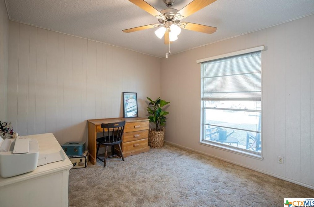 561 Beverly Ln, New Braunfels TX 78130-6147 exterior