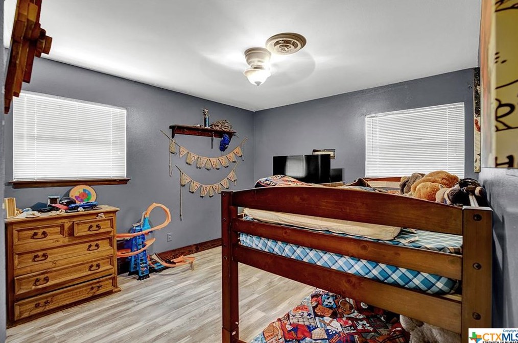 762 Carl Dr, New Braunfels TX 78130-2917 exterior