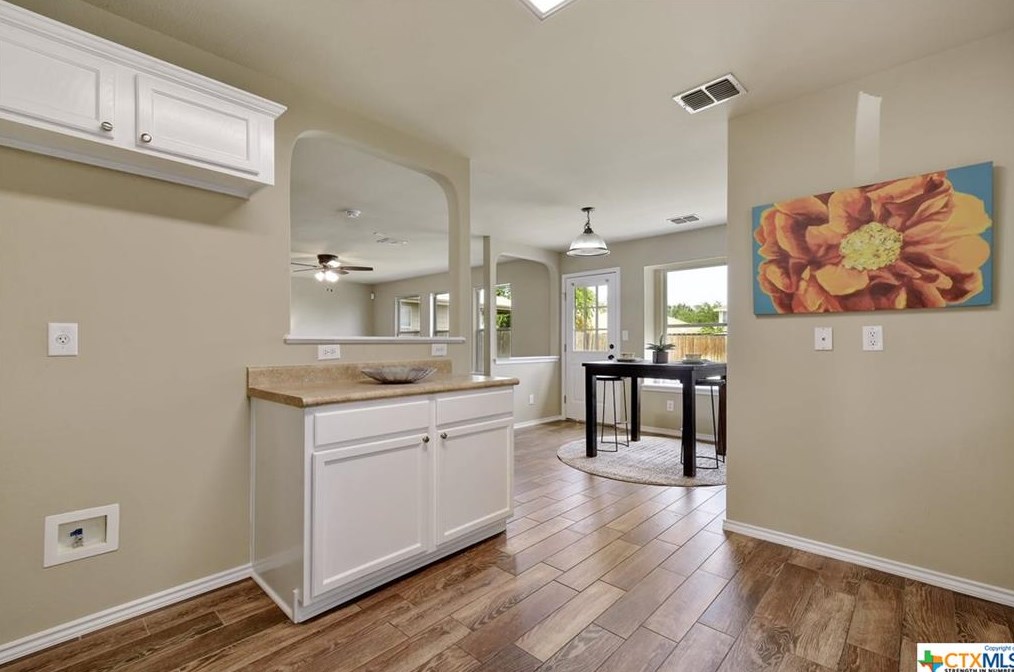 2473 Medina Dr, New Braunfels TX 78130-3185 exterior