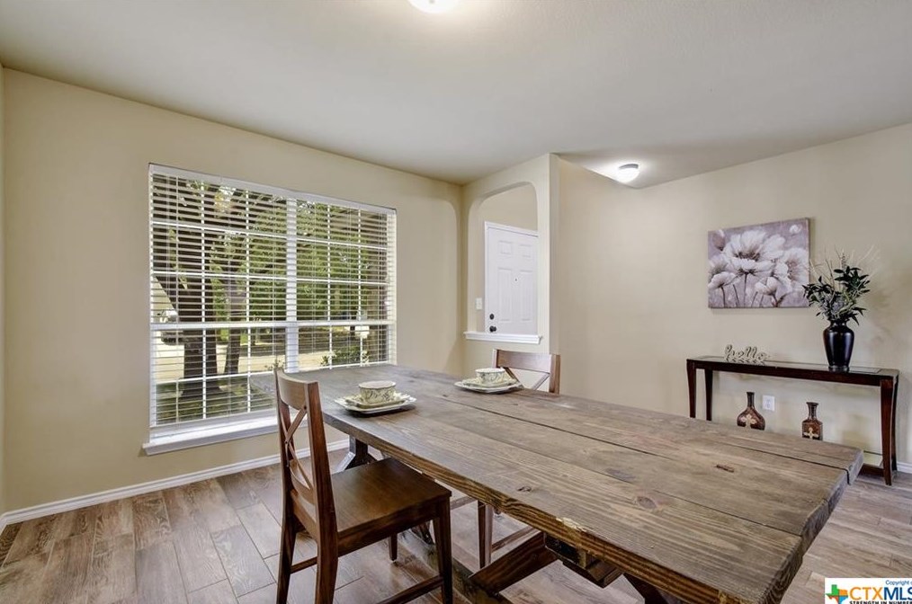 2473 Medina Dr, New Braunfels TX 78130-3185 exterior