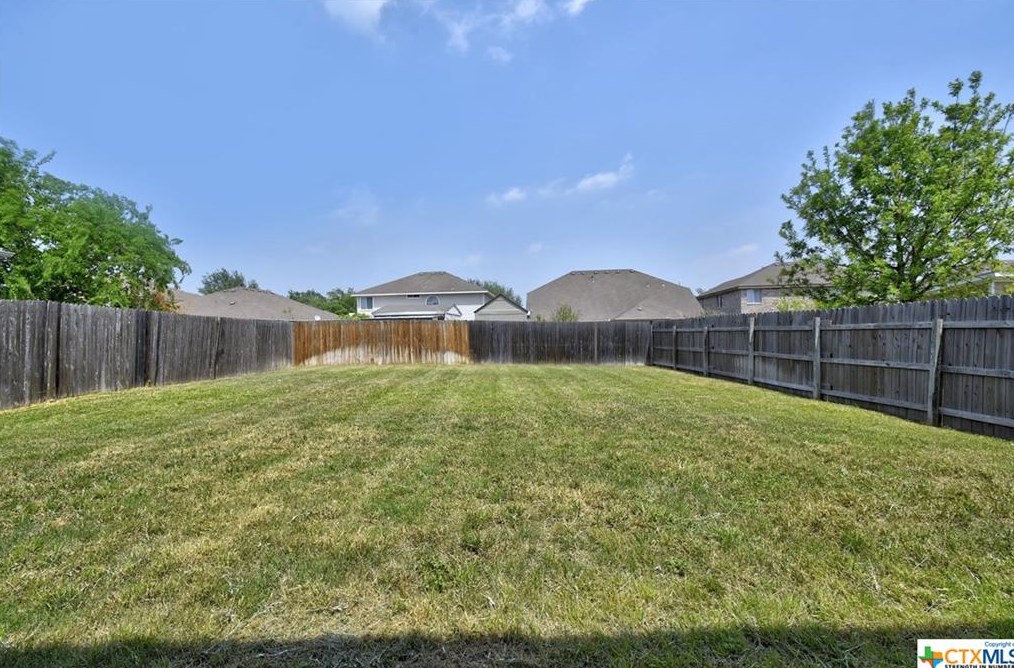 2473 Medina Dr, New Braunfels TX 78130-3185 exterior