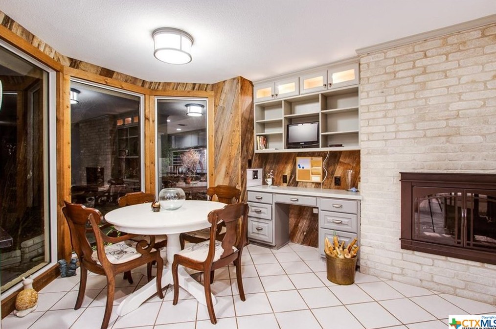 842 Timber Dr, New Braunfels TX 78130-6629 exterior