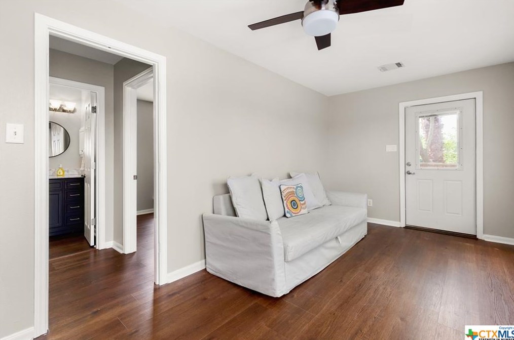 2219 Cotton Blvd, New Braunfels TX 78130-2456 exterior