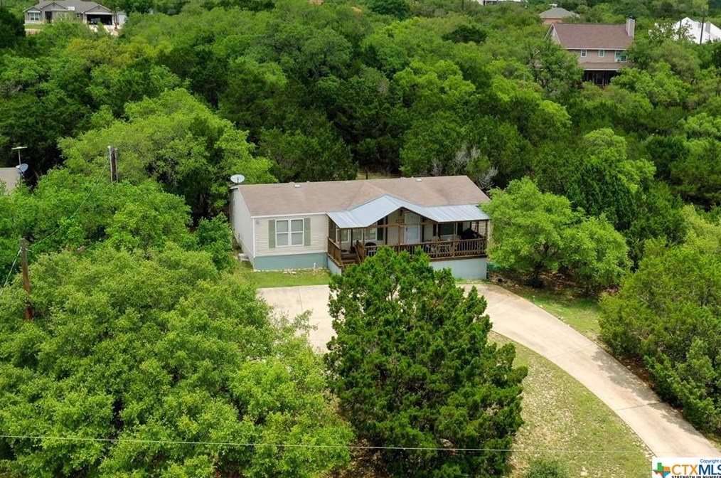 1502 Cyn Trce, New Braunfels TX  78133-2145 exterior