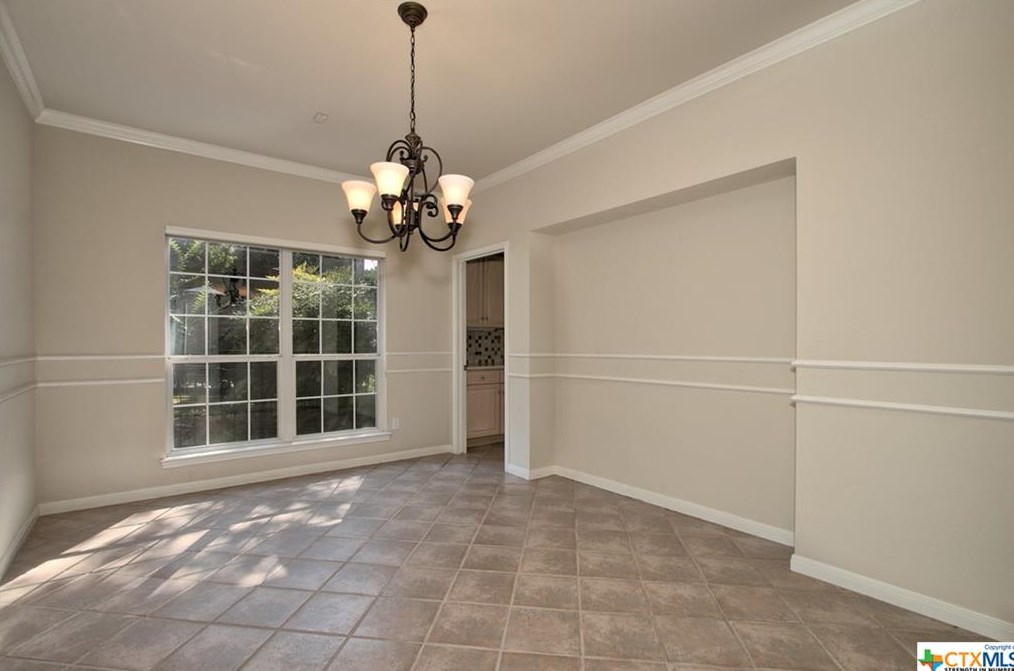 617 Evergreen Ln, New Braunfels TX exterior