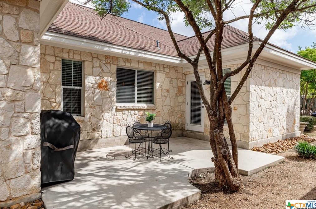 2317 Cotton Blvd, New Braunfels TX  78130-2487 exterior