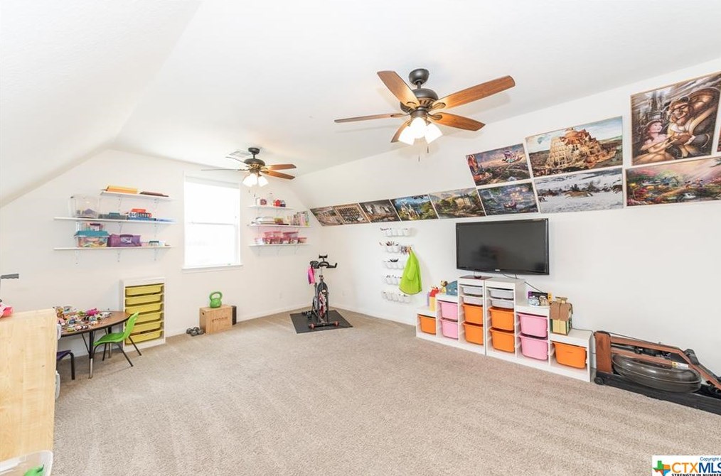 1882 Rush Crk, New Braunfels TX 78133-5992 exterior