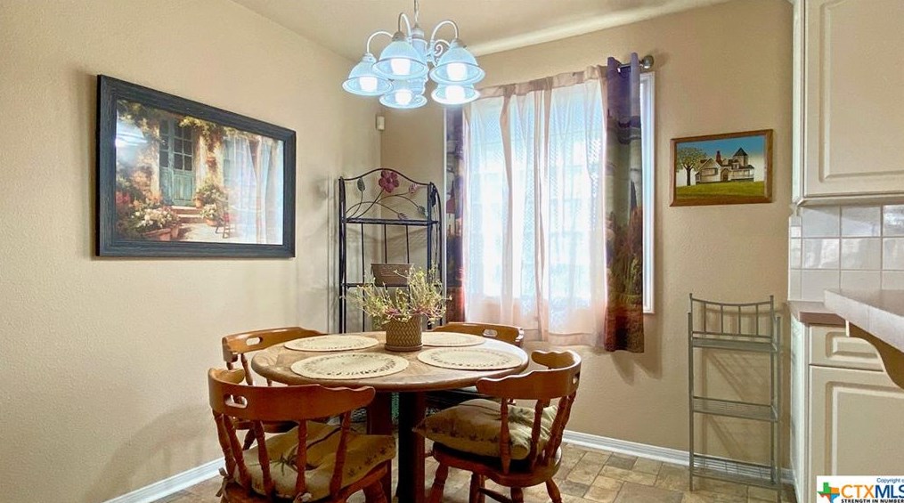 216 Dogwood Dr, New Braunfels TX 78130-4899 exterior