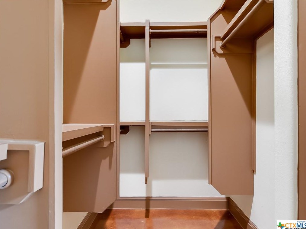 1034 Ranger Rdg, New Braunfels TX 78132-1841 exterior