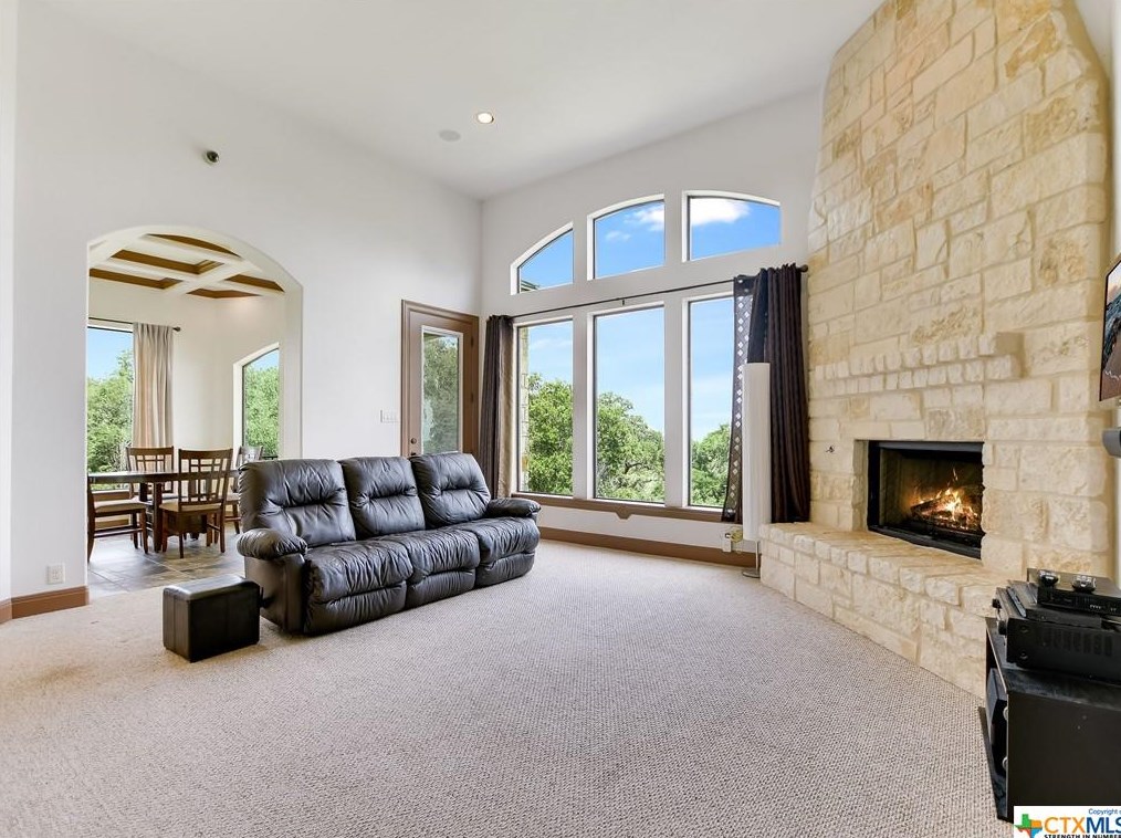 1034 Ranger Rdg, New Braunfels TX 78132-1841 exterior