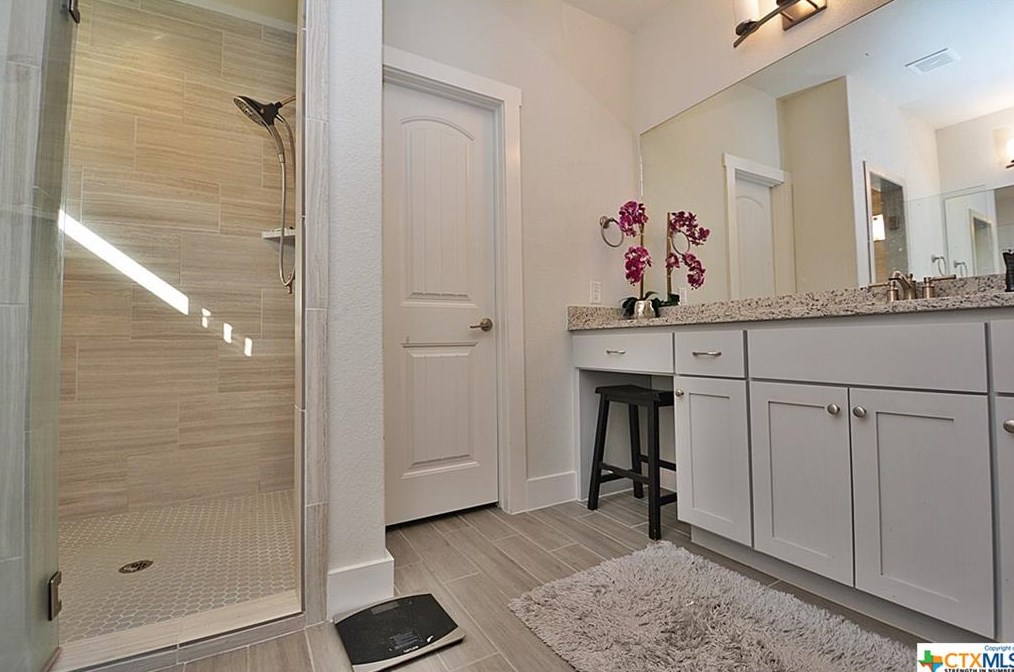 1411 Rocky Rdg Loop, New Braunfels TX exterior