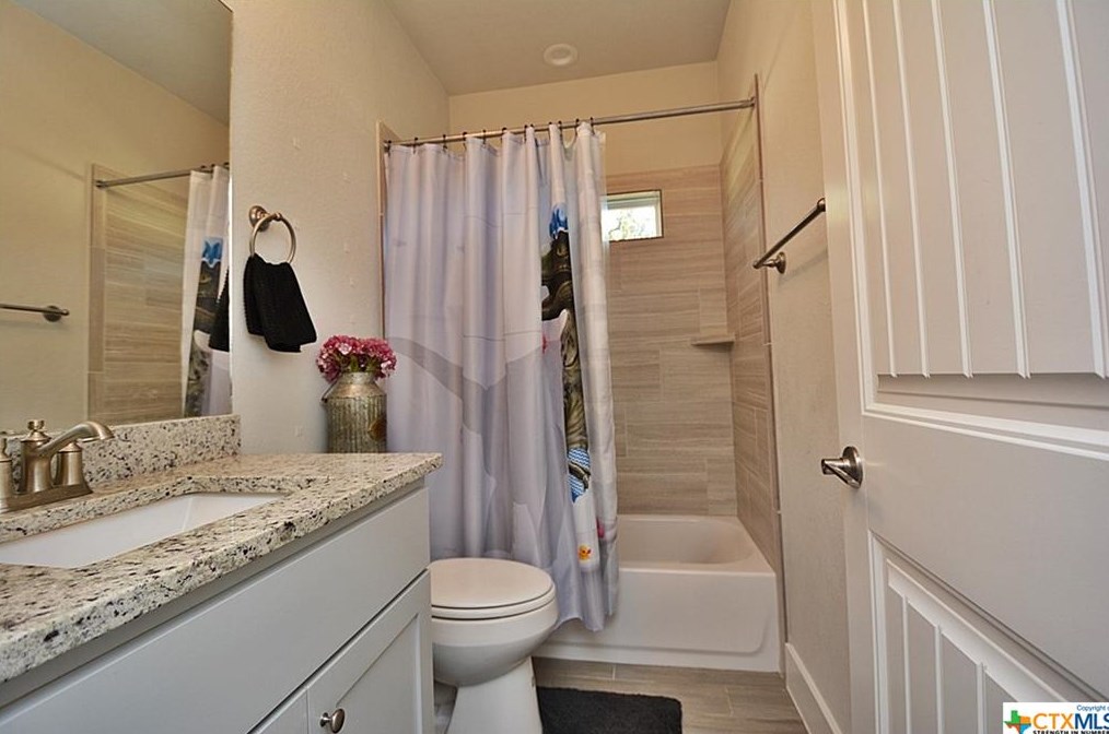 1411 Rocky Rdg Loop, New Braunfels TX exterior