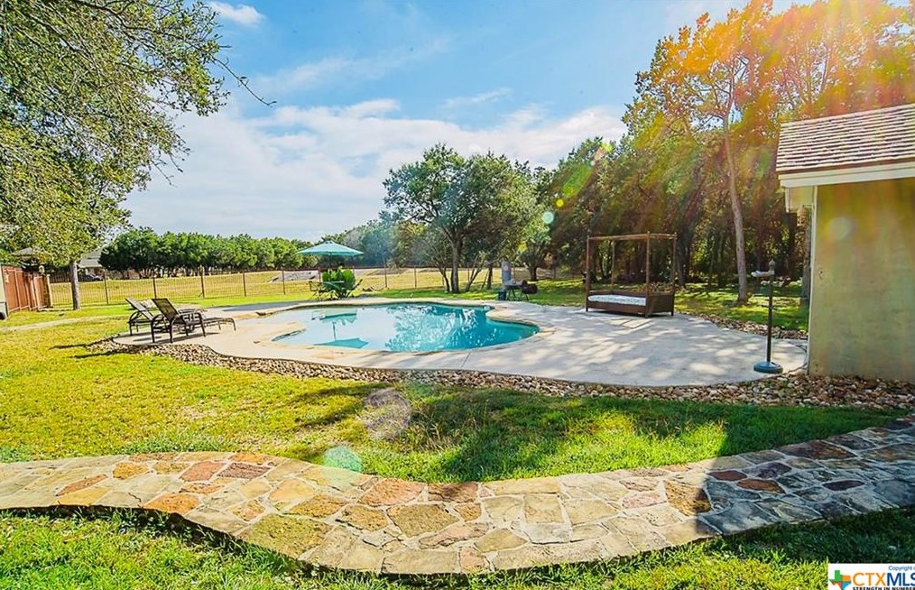 10110 Kopplin Rd, New Braunfels TX 78132-4668 exterior