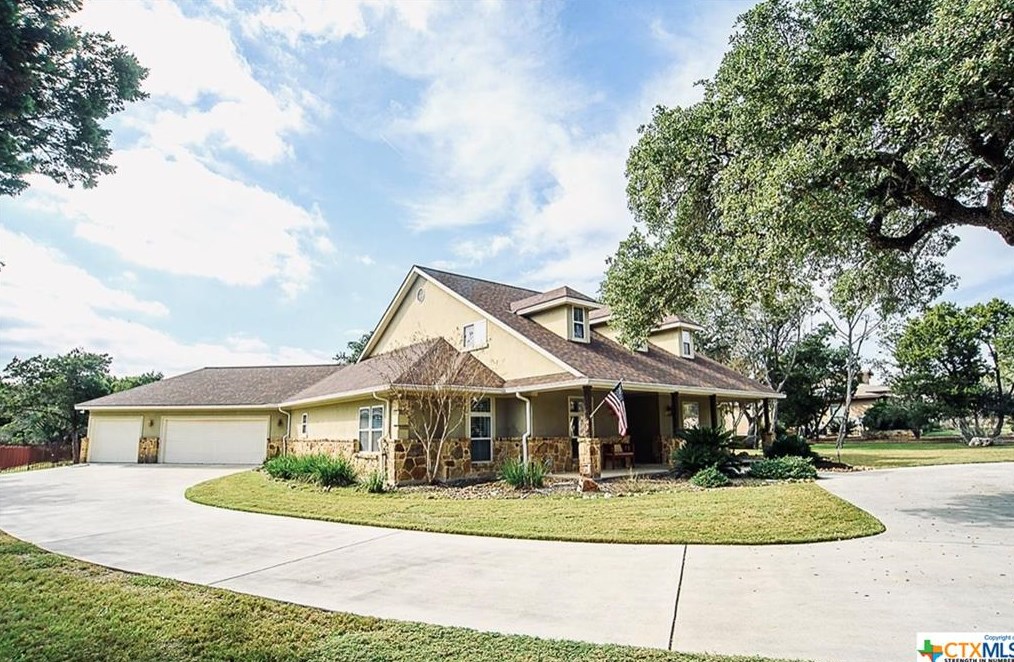 10110 Kopplin Rd, New Braunfels TX 78132-4668 exterior