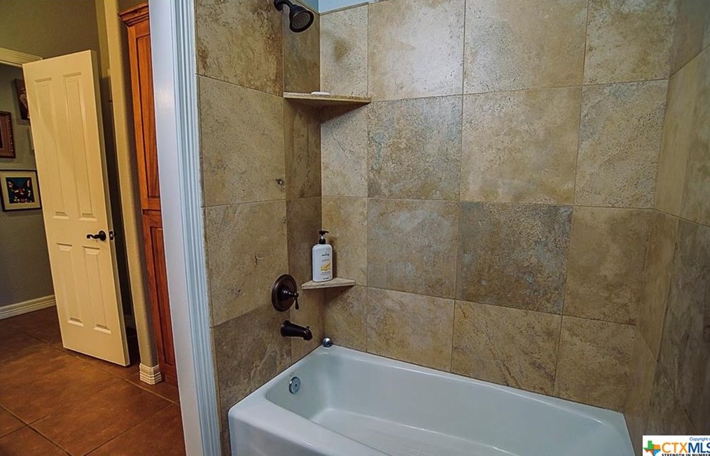 10110 Kopplin Rd, New Braunfels TX 78132-4668 exterior