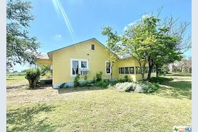 9222 Fm 2268 - Photo 1