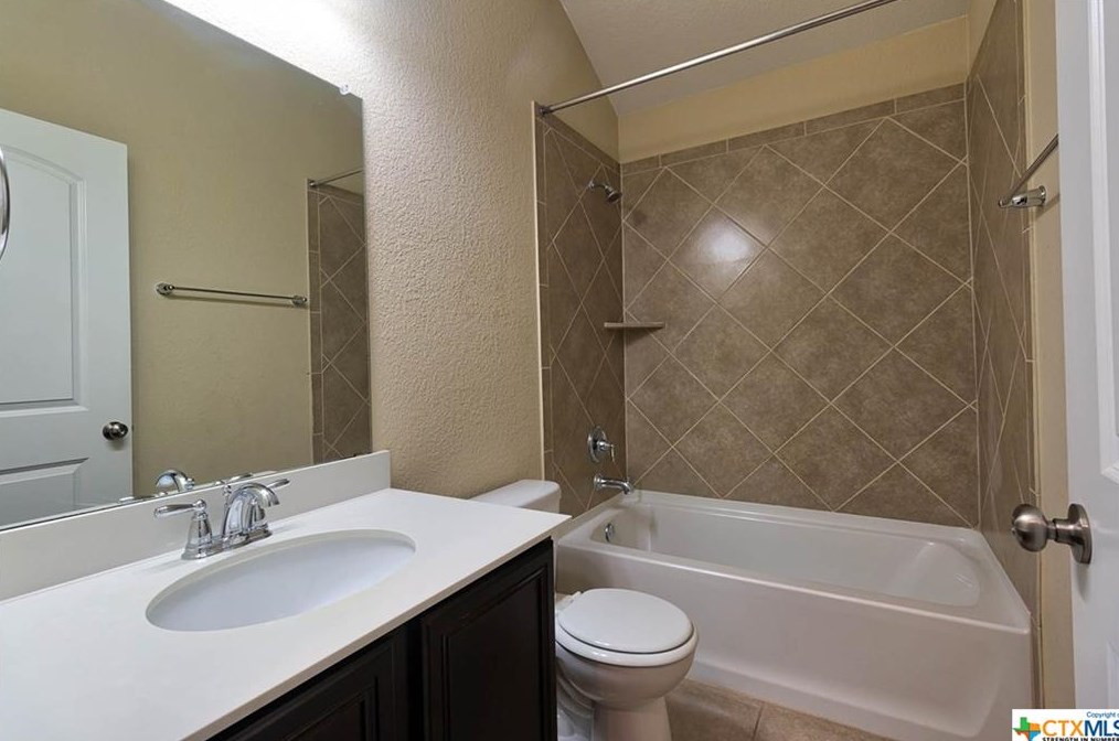 6210 Alabaster Dr, Killeen TX 76542-5227 exterior